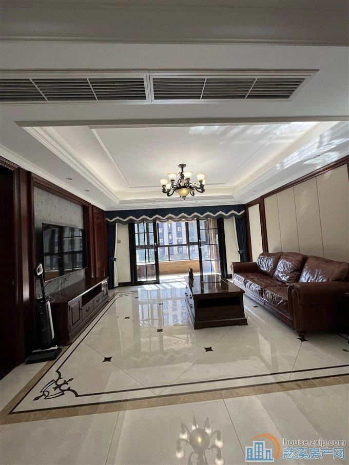 金仕华庭洋房 137平220万 精装修