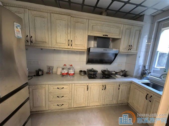 梵石花园178平195万送车位四居室