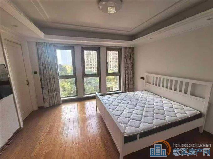 太子湾 262㎡育才陪读全屋地暖带车位