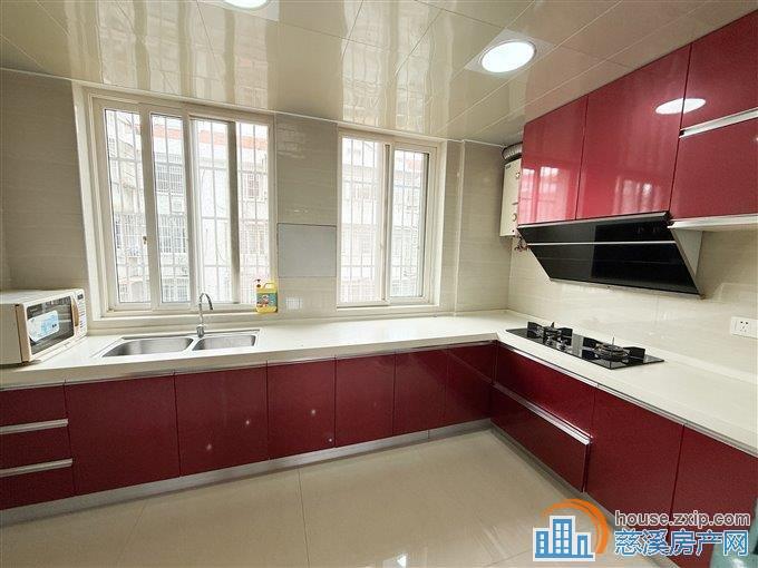 三北公寓 157平 125.8万 带车库