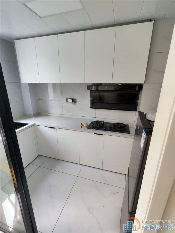 红星檀府东区近新河坊爱琴海朝北一室