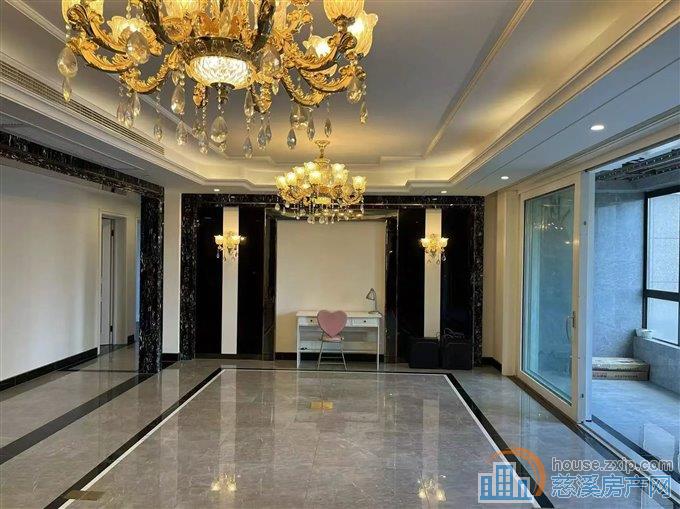 保利天悦湾228平188万精装