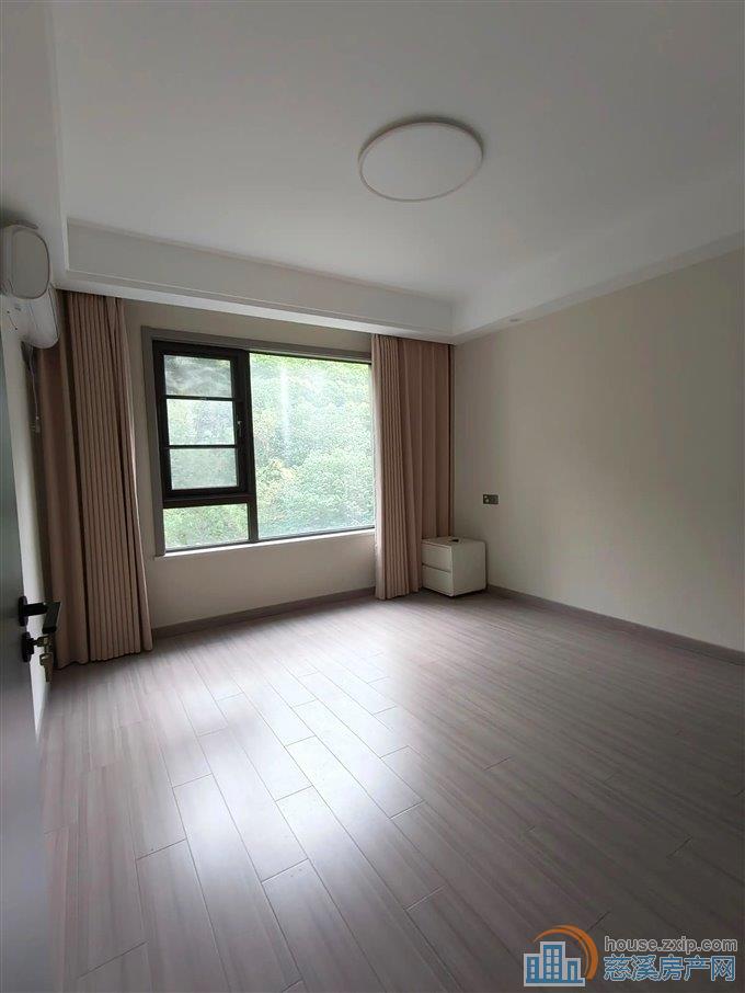 急卖精装洋房127平139.8万拎包入住