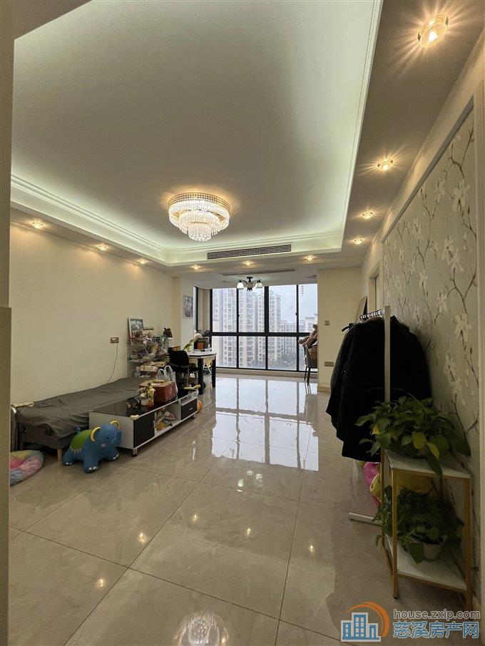 梅林苑 88平78万 精装送车位