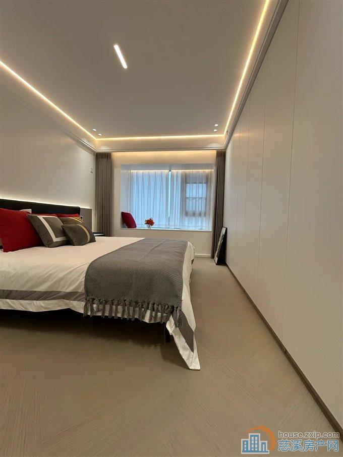 云逸里 豪装 双车位 景观房