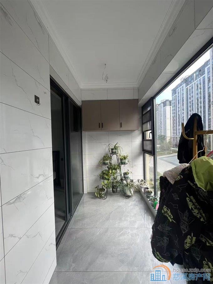 阅江府132平自住精装送家具家电218万