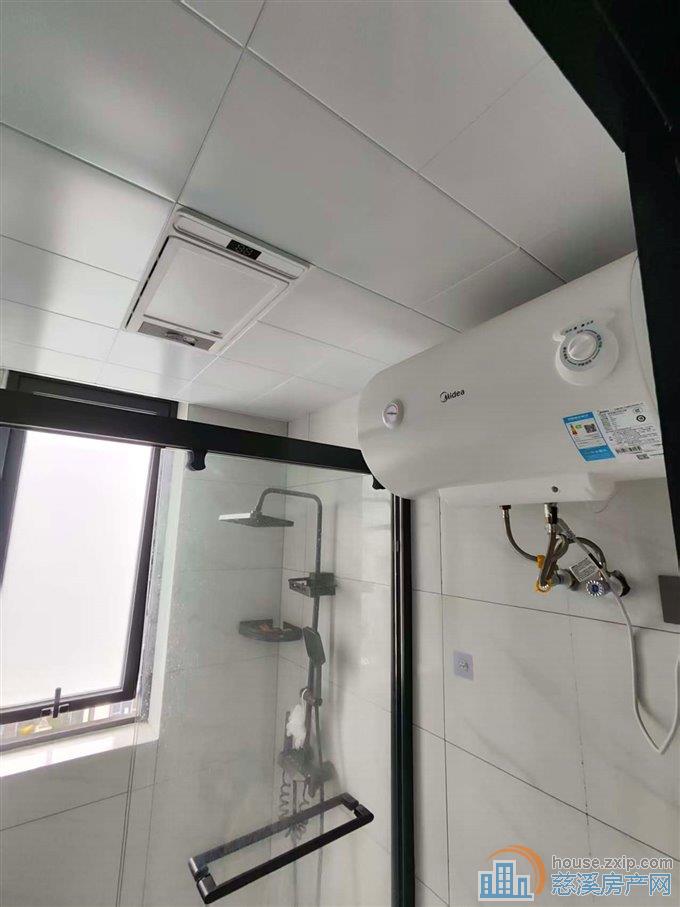 红星檀府东区近新河坊爱琴海朝北一室