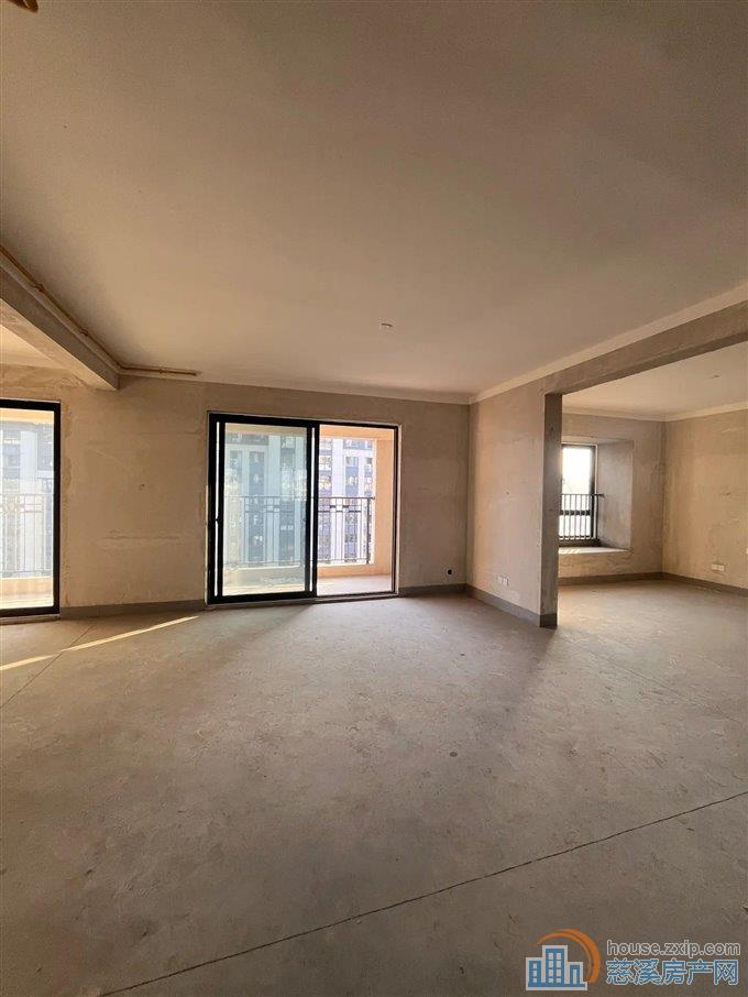 阅江府 带车位 文锦书包不占用