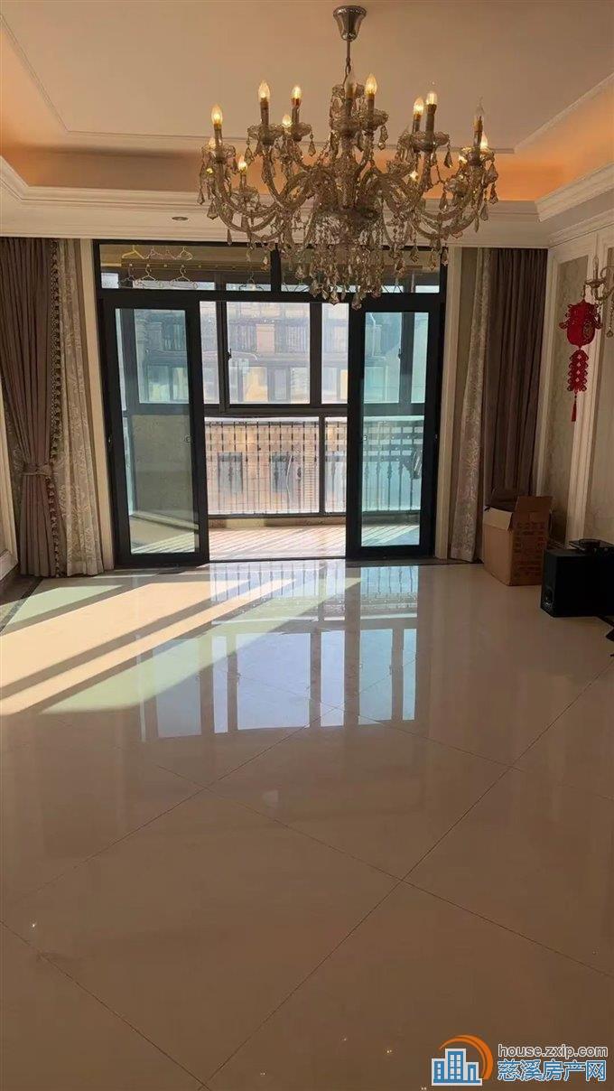 白金湾精装132平125.8万 满五唯一