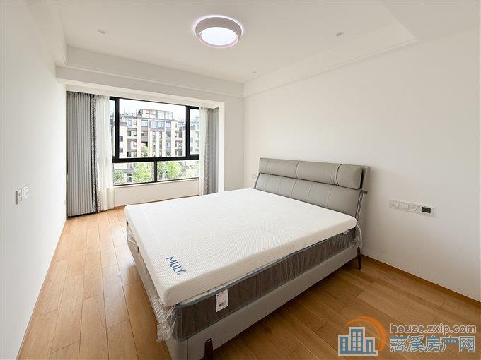 珑玥府 叠墅 精装一天都没住过 送车位