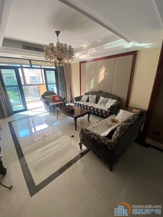 金色港湾精装洋房128平176.8万车位