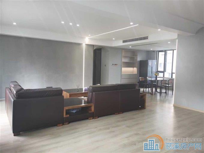 中海湖心半岛电梯洋房两室两卫带车位直接钥