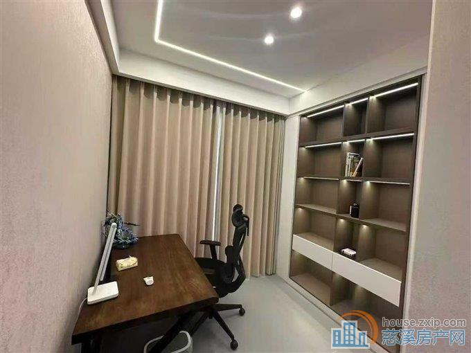 泊蔚里130平+车位结婚装修独家直接房源