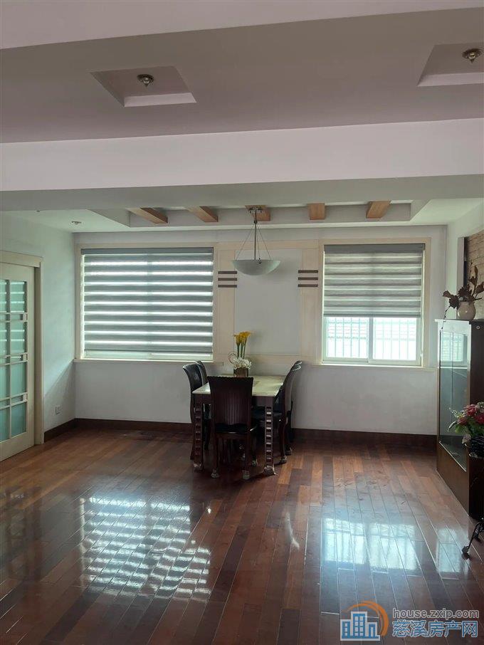 出租虞波北园东区154平2500每月