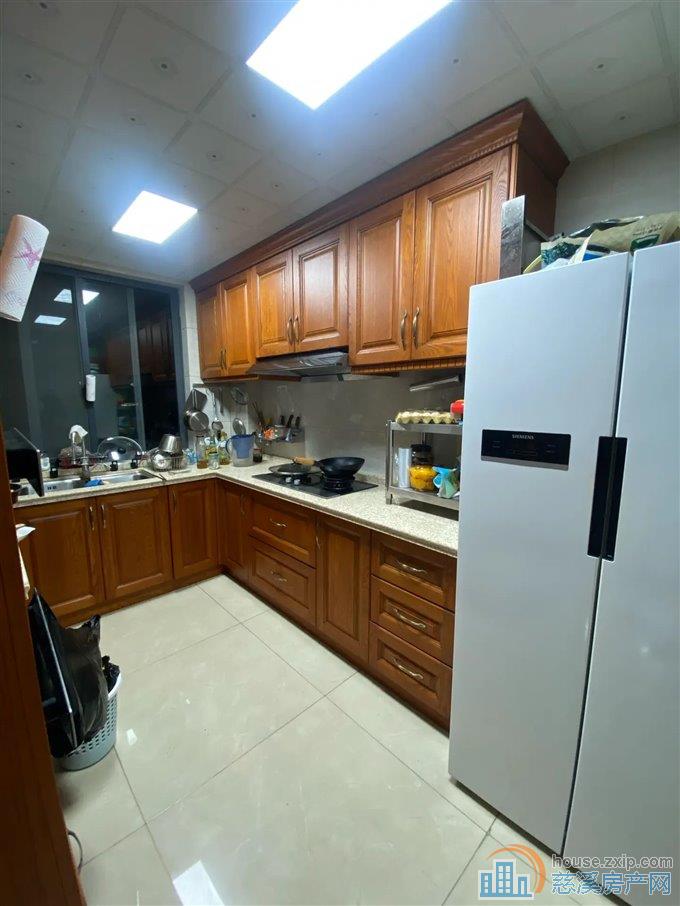 星光家园一期248平210万送车库