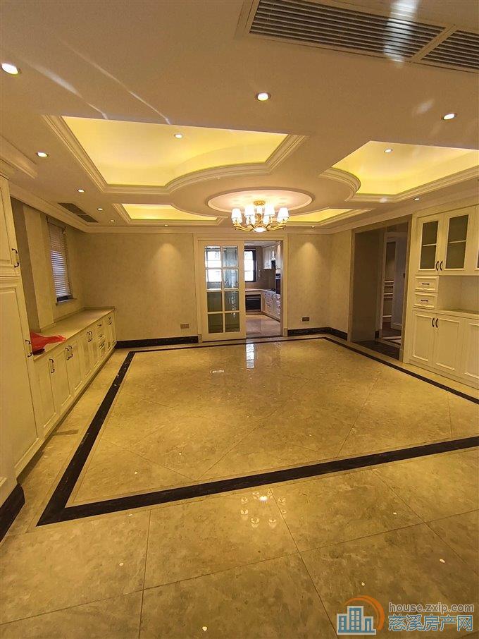 太子湾 豪华装修 带产权车位