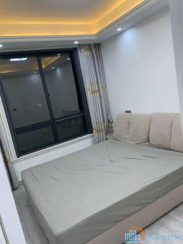 出租新潮塘北苑45平2000每月