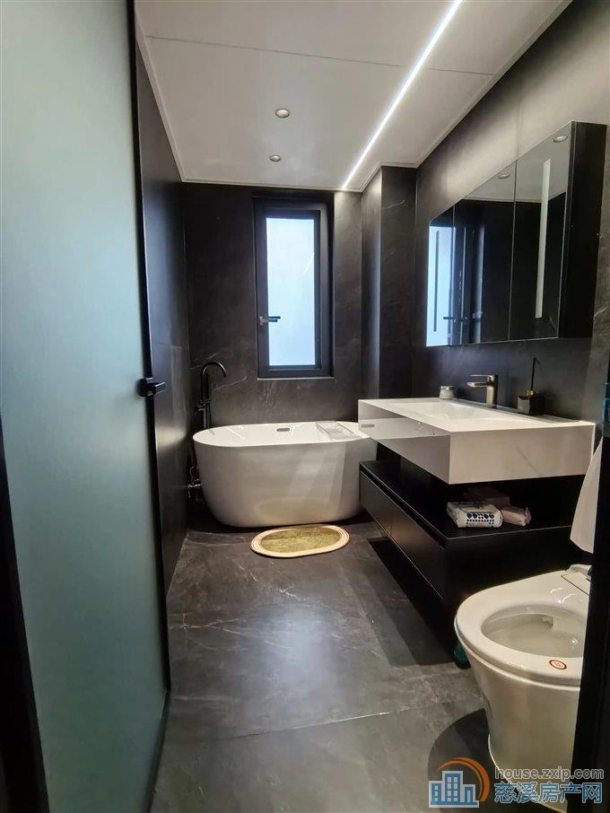 卓越湖樾云著 豪装 全屋地暖 品牌家电