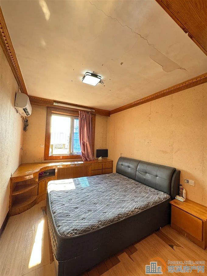 城东新村63平101万上林书包