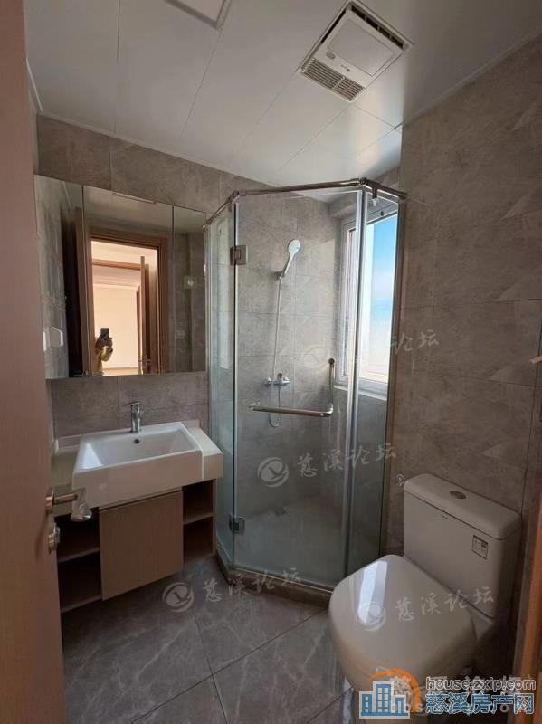 杭州湾科中附近98平中装68.8W