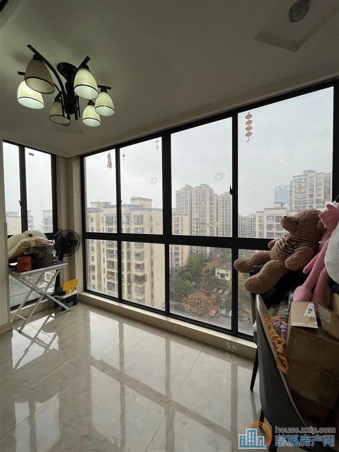 梅林苑88平78万精装修楼层好