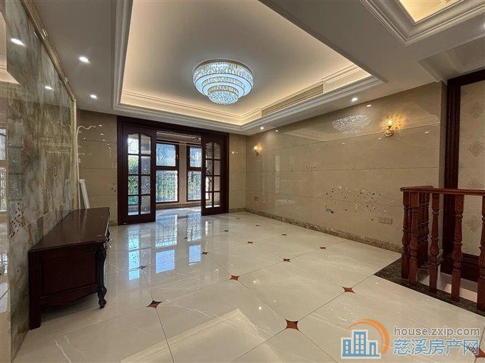 太子湾 洋房 精装复式 带花园