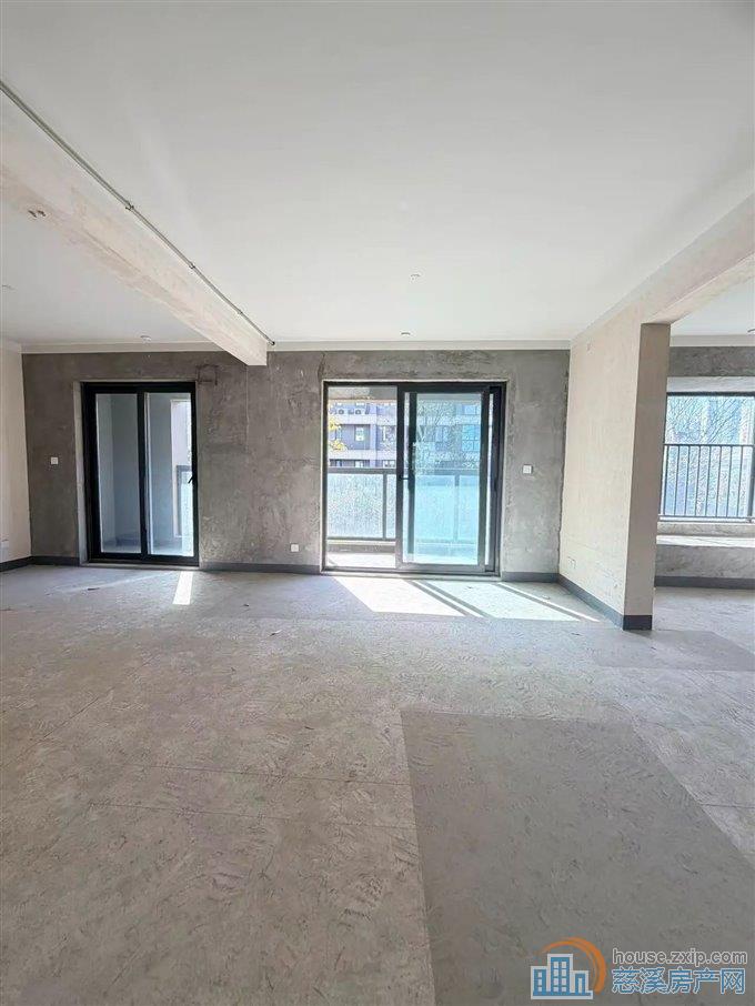 捡漏 上东辰府 总高9层电梯洋房 带车位