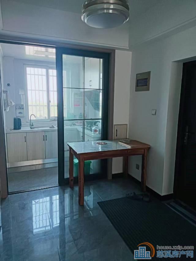 星光家园电梯88平全新装修首次出租2室