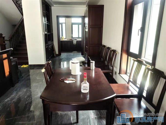 前应东区2间3楼现代豪华7000元直