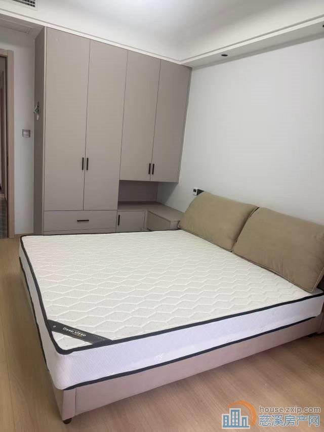 江滨之城 143平精装3室2厅2卫