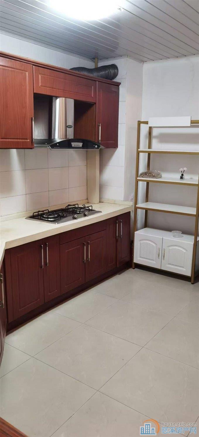 环驰景观花园精装55.11平