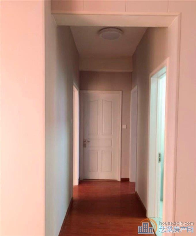 尚德家园122平三室2200元/月