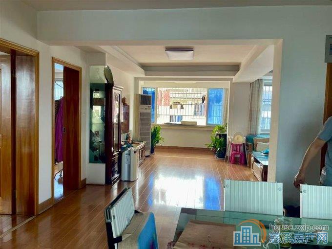 吉祥新村101平十特大储物间朝南97万