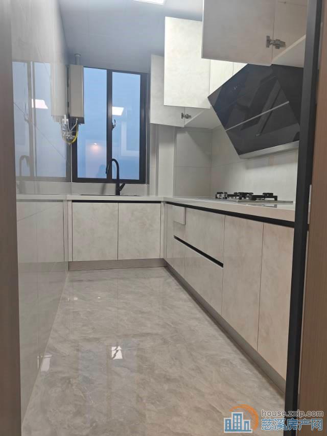 出租明月湖商务区观湖佳苑2室精装独门独户