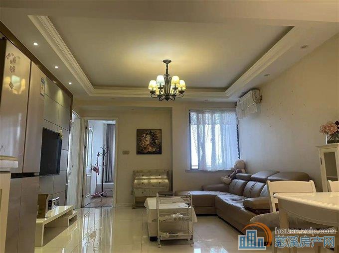 双和家苑86平2800元/月精装