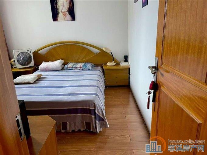 吉祥新村101平十特大储物间朝南97万