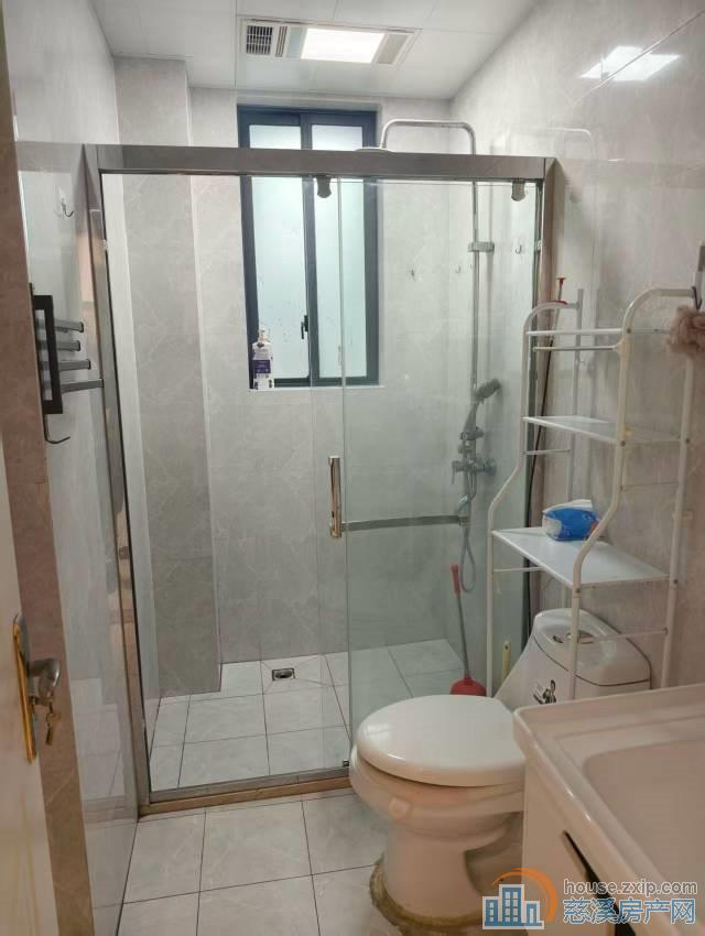 新潮塘北苑88平二室精装有车位