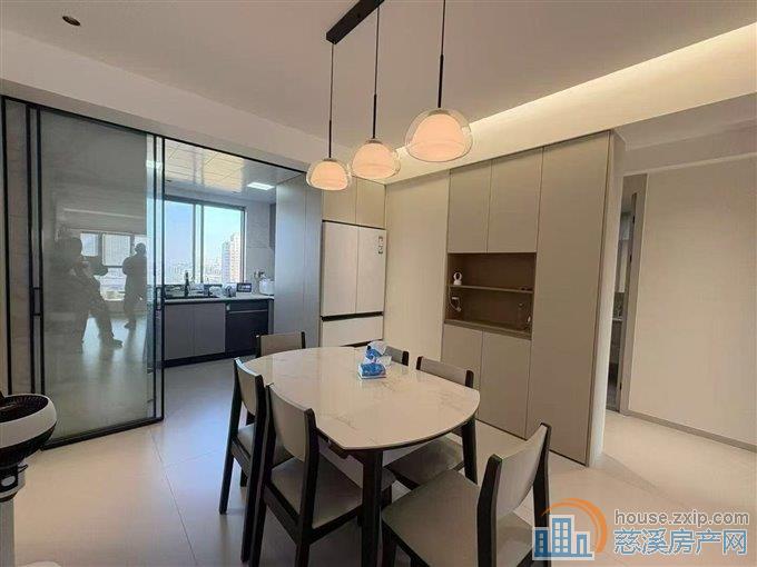 全新现代奶油精装 保利四期,俯院江南