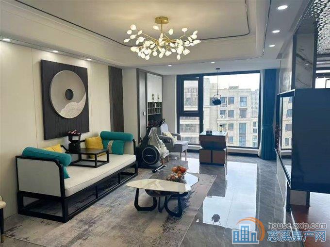 中海湖心半岛湖景房102平带产权车位精装