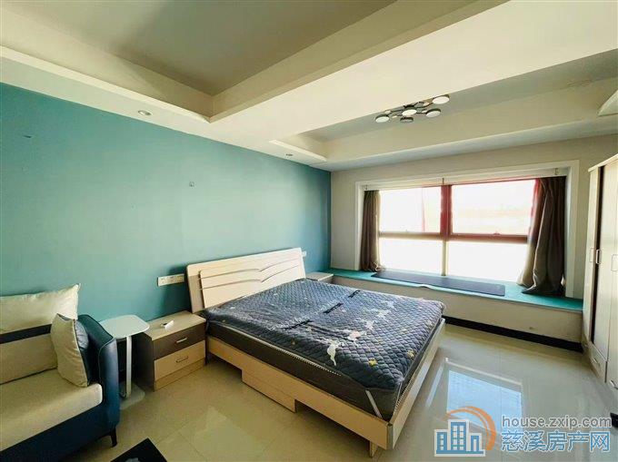 泰悦公寓出租1650/月拎包入住