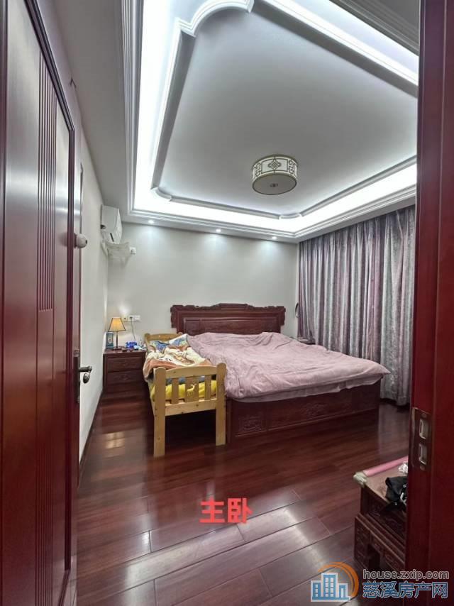 城市桃源115平精装152.8万车位