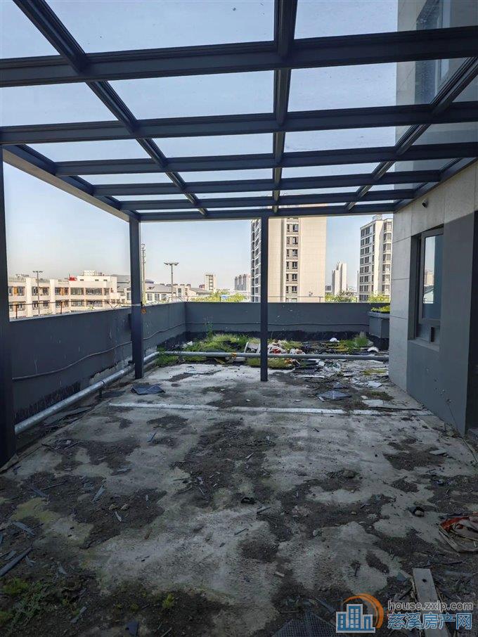 泊蔚里  稀缺复式  带超大露台 阳光房