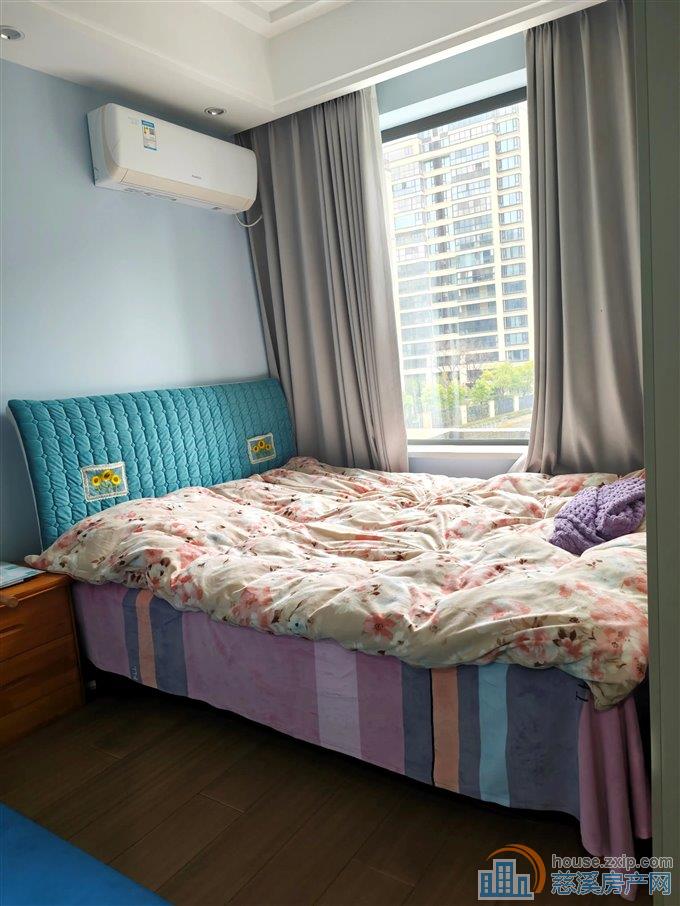 中海湖心半岛 精装 带大露台 明月书院