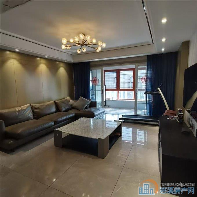 金仕华庭142平方精装212万