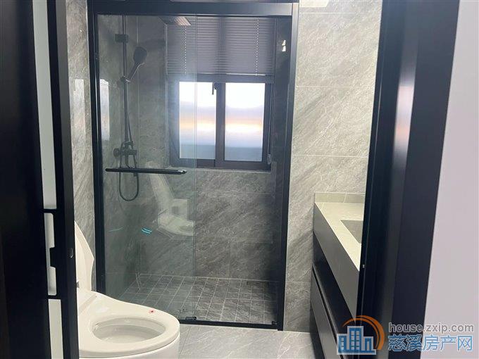 复地御溪雅苑二期 婚装 满五唯一 好楼层