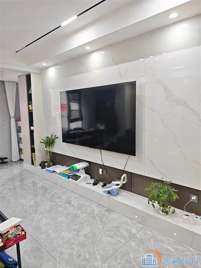 中海湖心半岛花苑 精装 大露台 明月书院