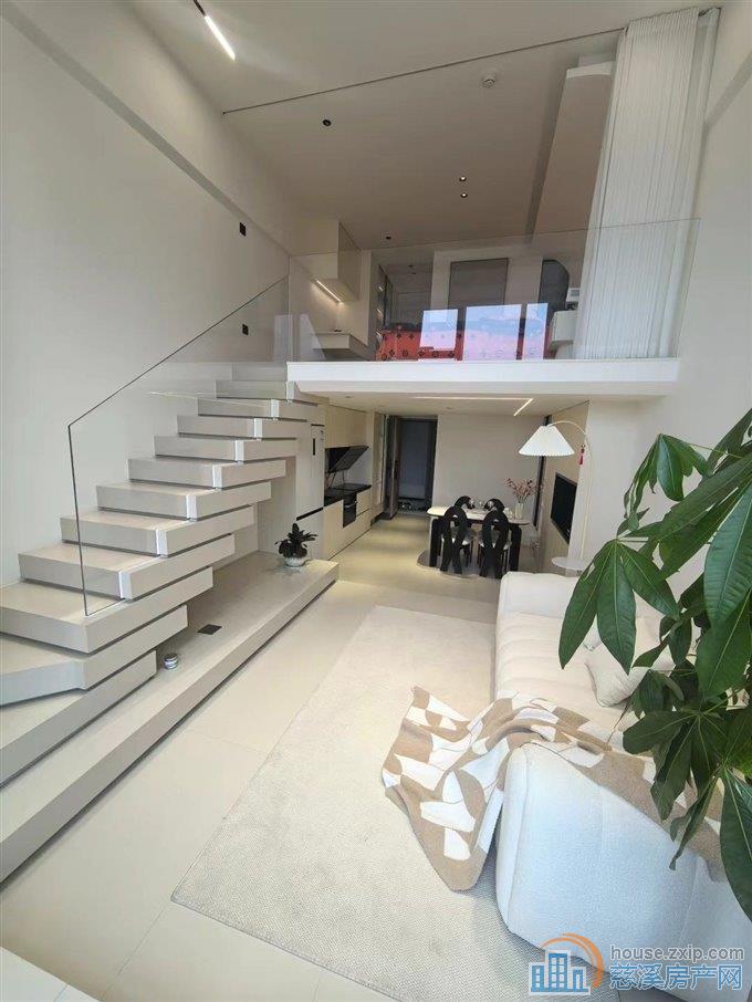 水映天成loft公寓奶油风装修