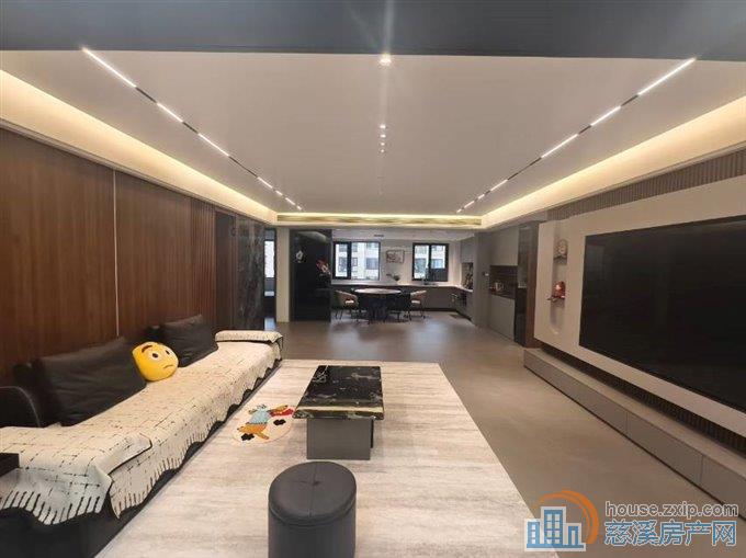 上河檀府洋房好楼层全新精装带车位