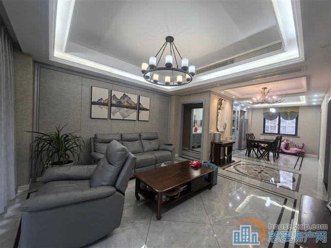 新潮塘南苑 162平 精装自住 182万