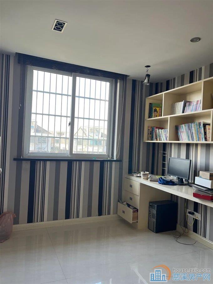 舜韵华庭131平78万带车库大露台